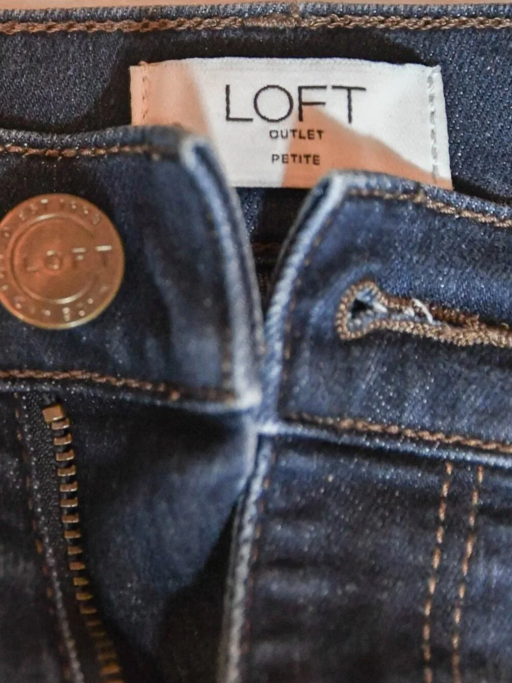 Ann Taylor Blue LOFT Outlet Modern Skinny Size 4 Petite Jeans Dark Wash